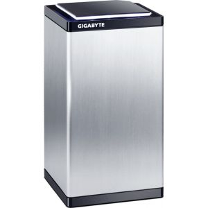 Gigabyte BRIX Gaming UHD Intel HM170 FCBGA1440 2.6GHz i7-6700HQ 2.6L  maat pc Zilver (Per stuk)